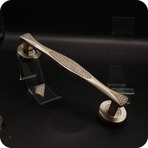 المقابض MWK 08